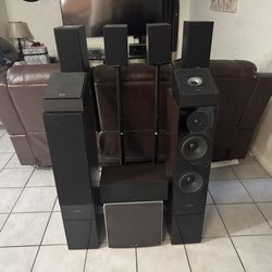 Complete surround sound speakers set