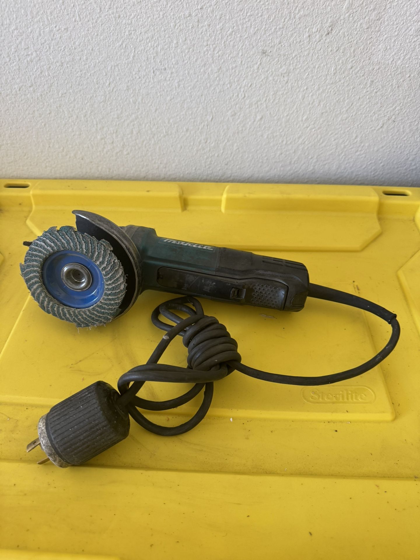 Corded Makita Grinder