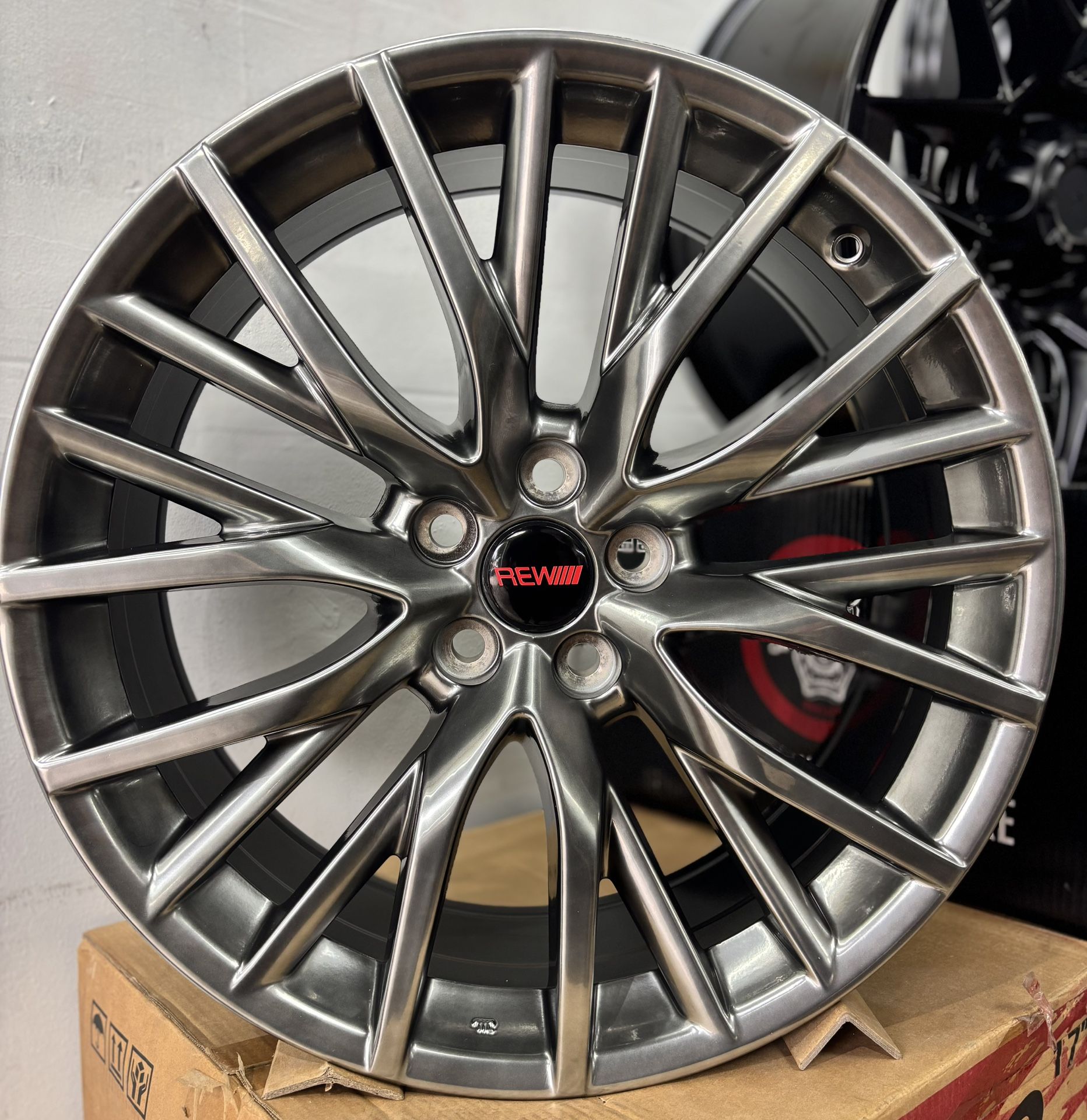 Set 4 Rims 20x8 hyper silver 5x114 (set 4) 