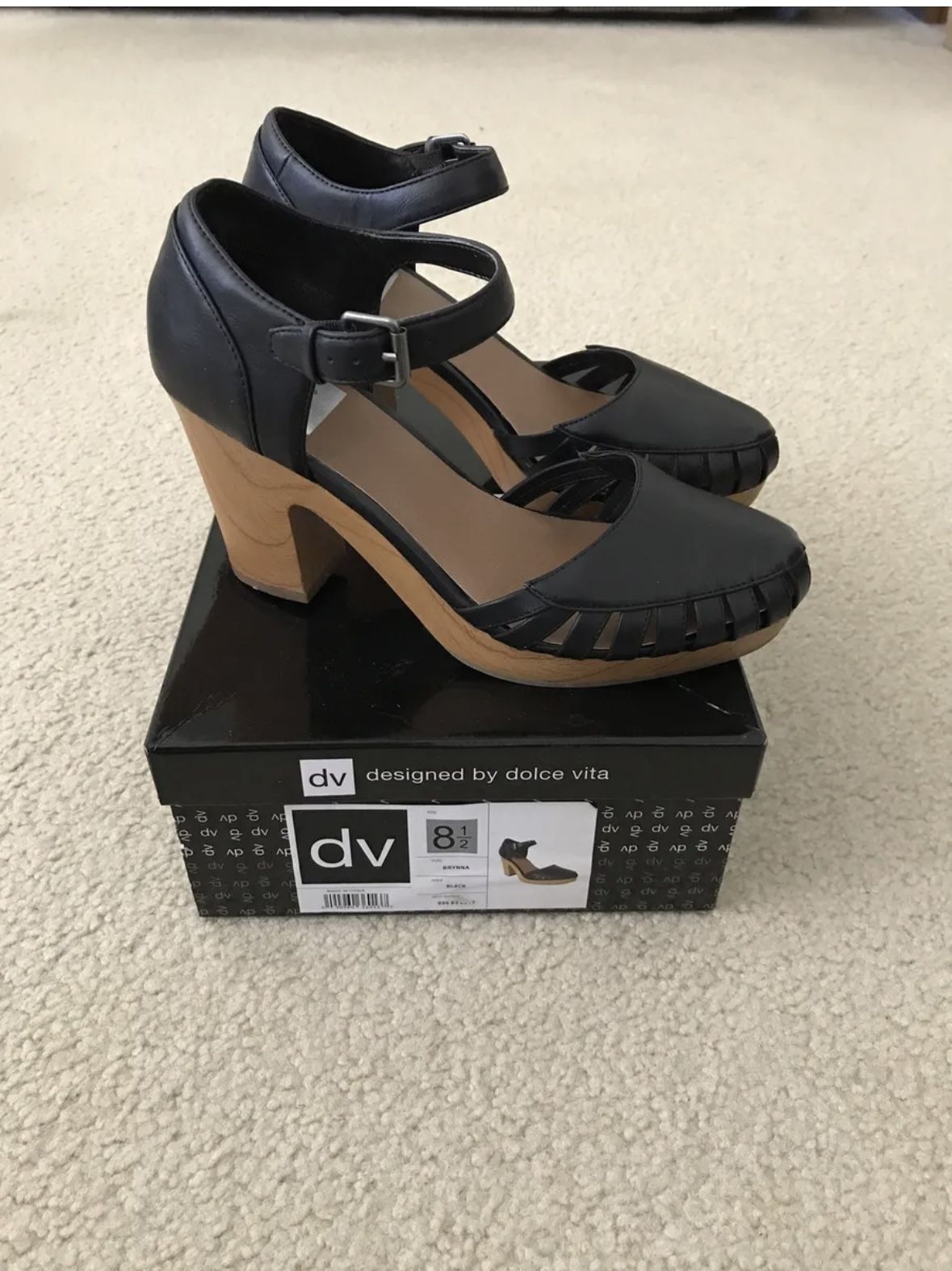 DV Dolce Vita black "Brynna" 4" heels - womens 8.5 in box