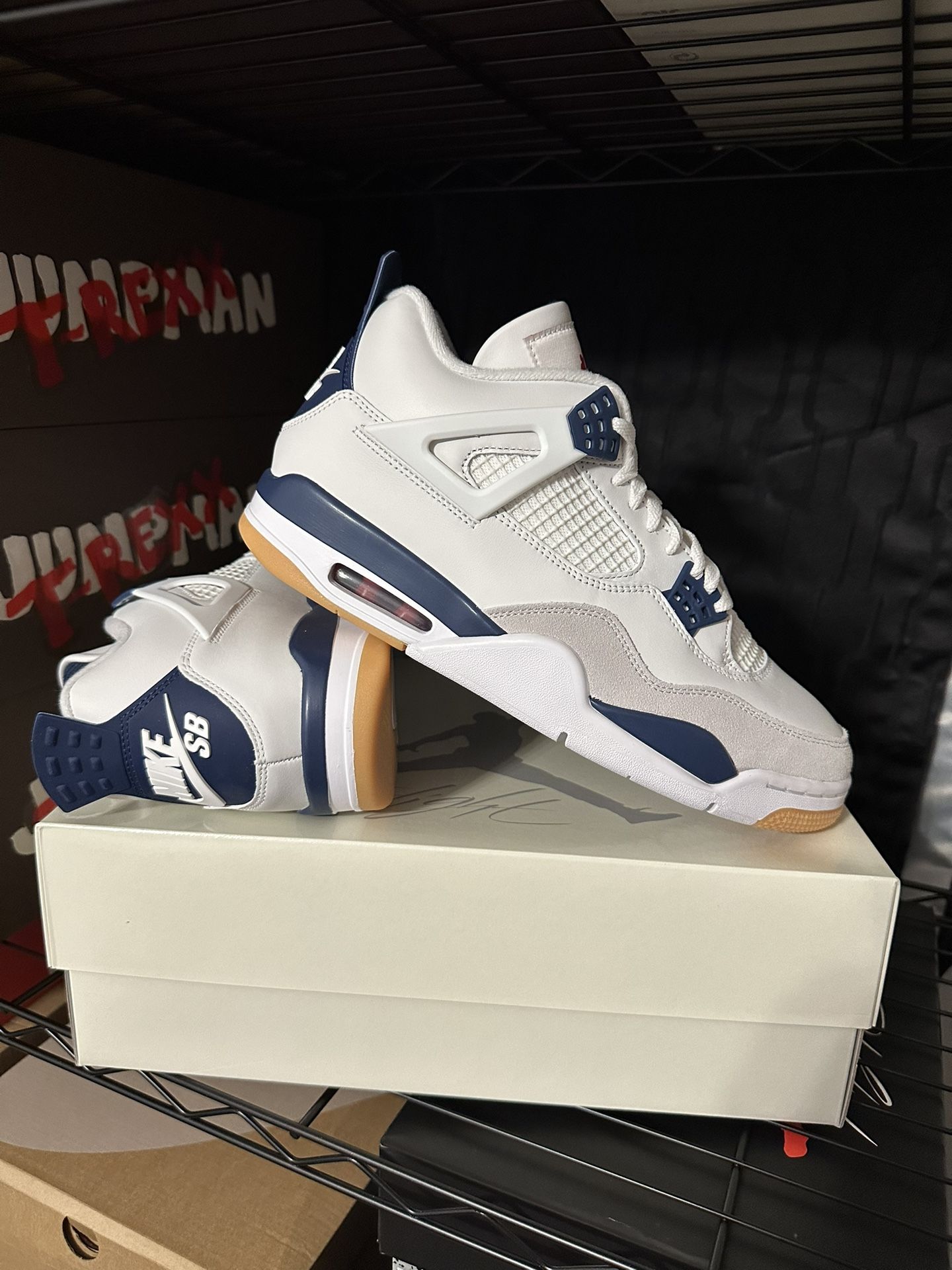 Jordan 4 SB Navy Sz 13