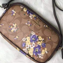 Coach Purse  Floral Print (Lightly Used, But Excellent Condition)⁷