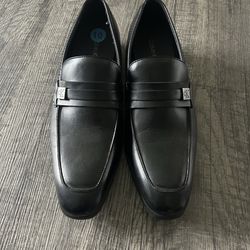 Dress shoes