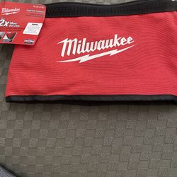 Milwaukee zipper pouch