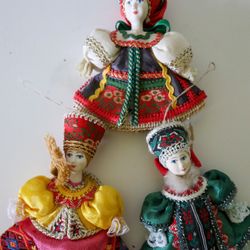 Russian handmade Porcelain Traditional Folk Costume Dolls