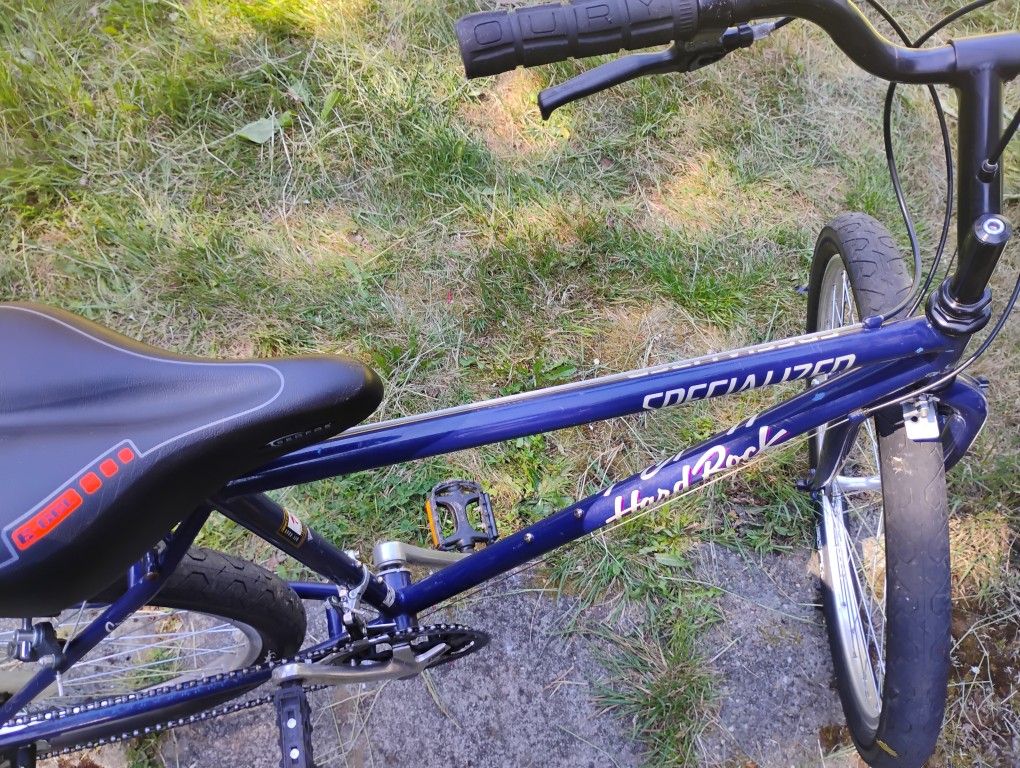 SPECIALIZED HARD ROCK ROAD - BIKE (BLUE)