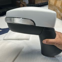 18-21 FORD ECOSPORT RIGHT SIDE MIRROR W/ BLIND SPOT DETECTION OEM (contact info removed)2