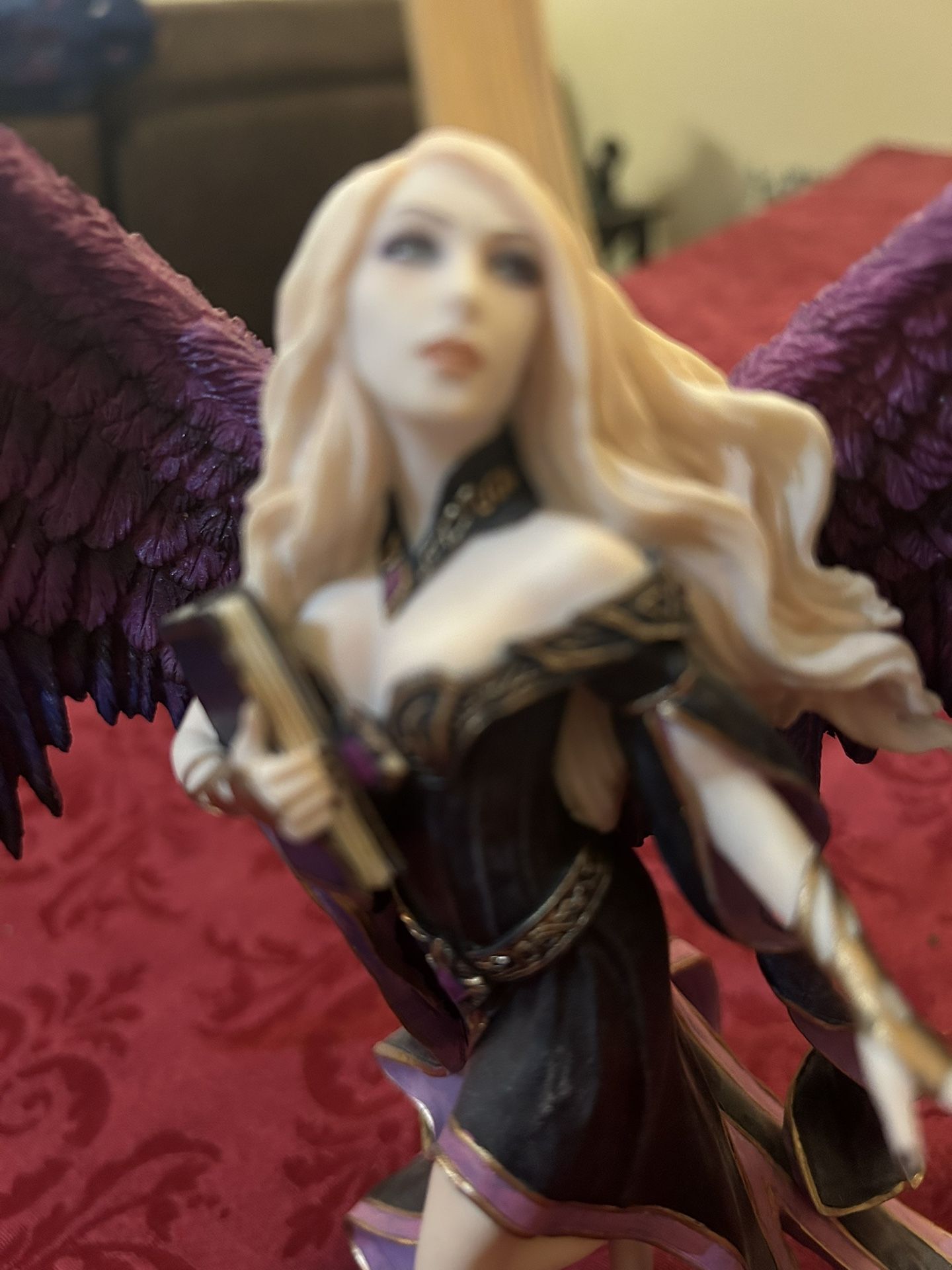 Dark messenger, angel figurine