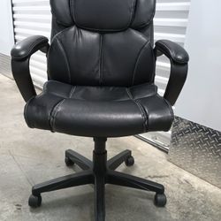 Executive Office Chair