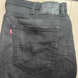 Men’s Levi Jeans 
