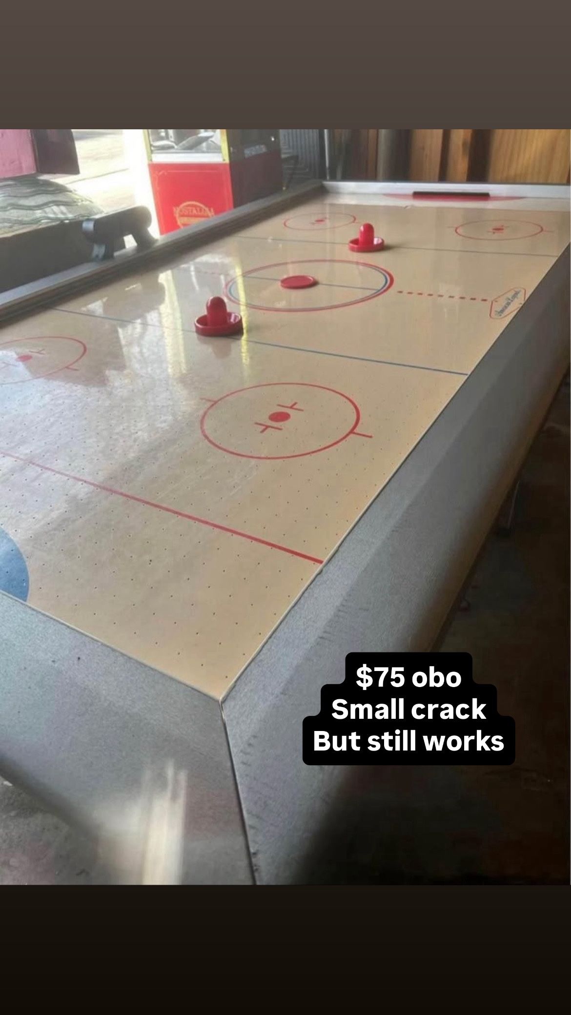 Air Hockey Table