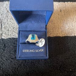 Simply silver ring for ladies Size 7