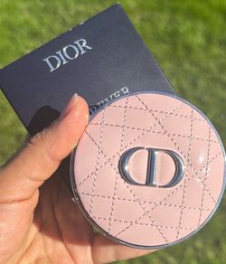 Dior Makeup Cushion Foundation Brand New AMAZING , MRSP $75