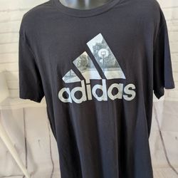 Adidas T-shirt Size 2XL 