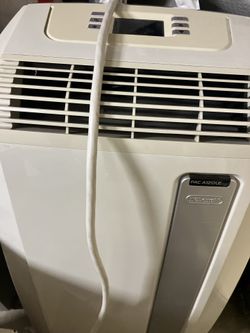Air conditioning unit we remote and window attachment