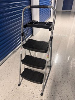Step Ladder