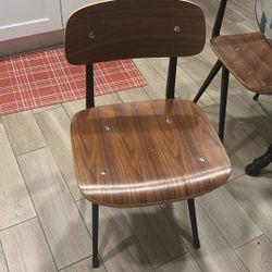 Glass Table And Chairs 