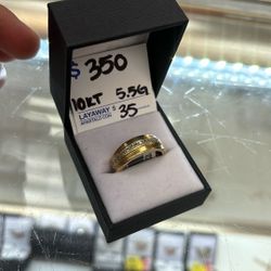 10k Diamond Ring