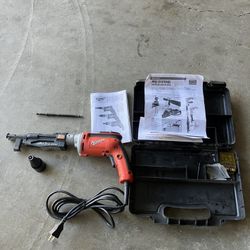 Milwaukee Screw Gun 