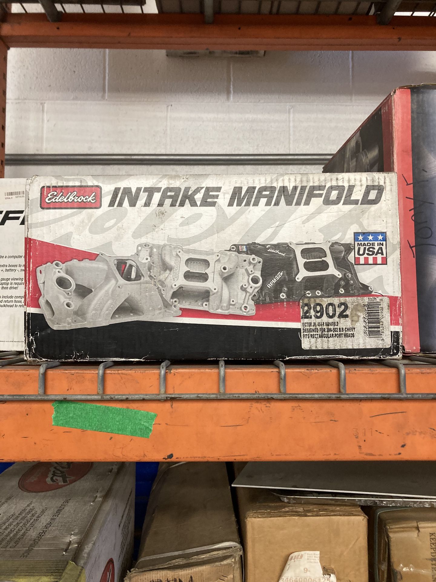 Brand New EDELBROCK VICTOR Jr 2902 