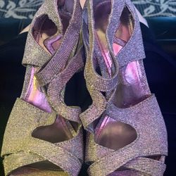 Silver Glitter Looking Heels Size 6