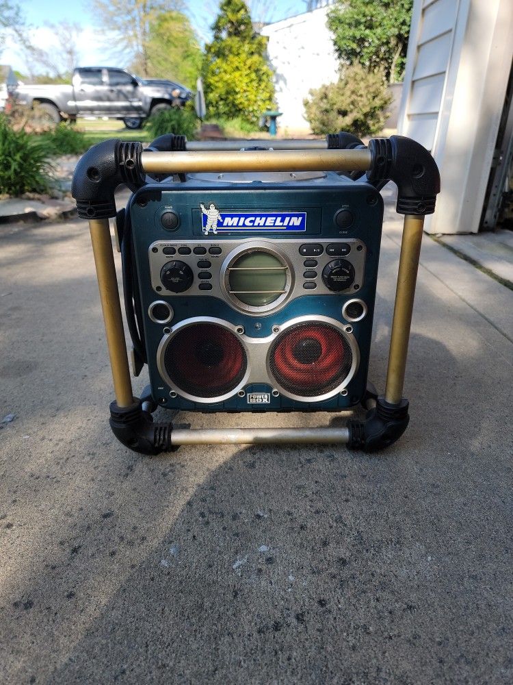 Bosch Construction Radio