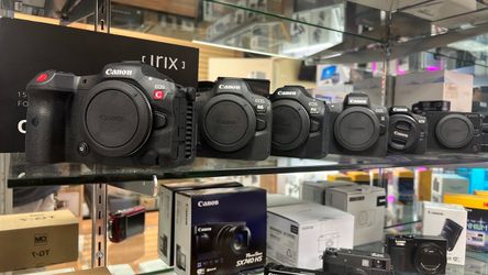 Canon R6 iii.  Open box