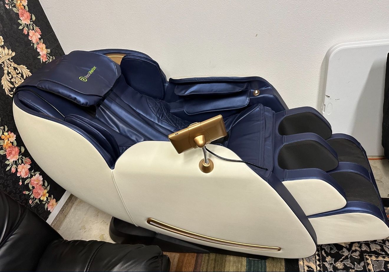 Deluxe Massage Chair