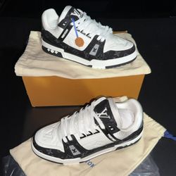 LV Trainer Sneaker
