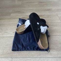 Black Birkenstock Boston clogs *BRAND NEW