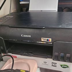 Canon PIXMA G620 Wireless MegaTank Photo 6 Colors All-in-One Printer [Print, Copy, Scan], printed 642 pages, the original ink still have half of tank.