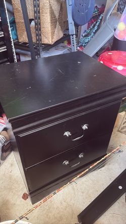 Night stand