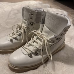 Women’s Winter boots 