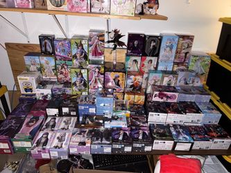 Anime Figure Lot