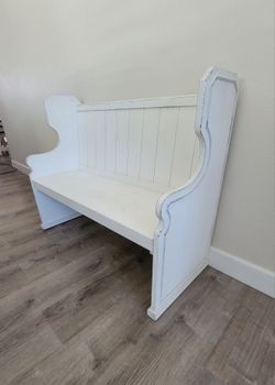 Farmhouse pew bench entry way seating decor