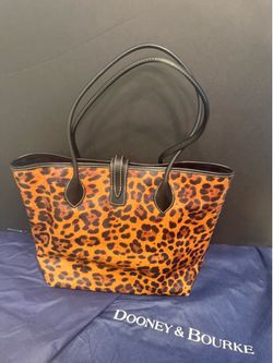 Dooney & Bourke tote