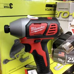 MILWAUKEE M18 1/4" HEX IMPACT DRIVER (TOOL ONLY)