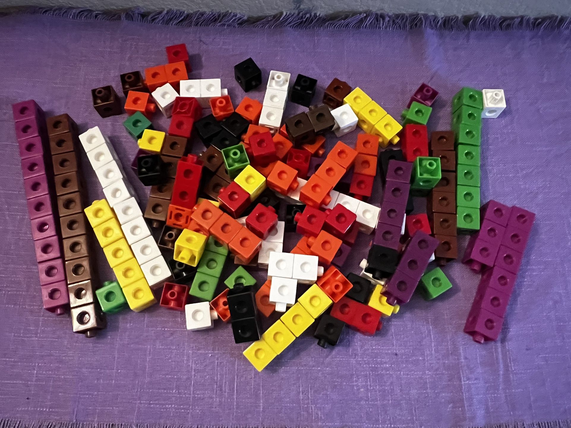 200 Math Manipulatives- Snap Cubes