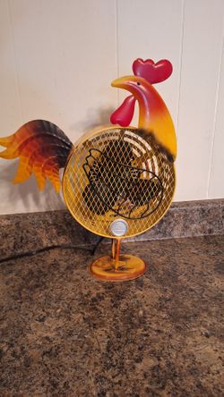 Unique! Metal Rooster / Chicken Electric Fan! Sculpture Farmhouse Country Rustic