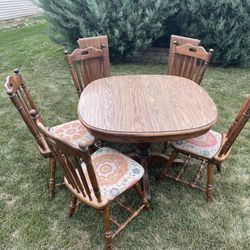 5pc Pedestal Veneer Top Solidwood Dining Set