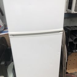 Refrigerator Sanyo 