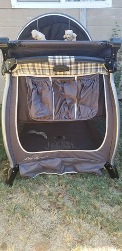 Eddie bauer pack and play