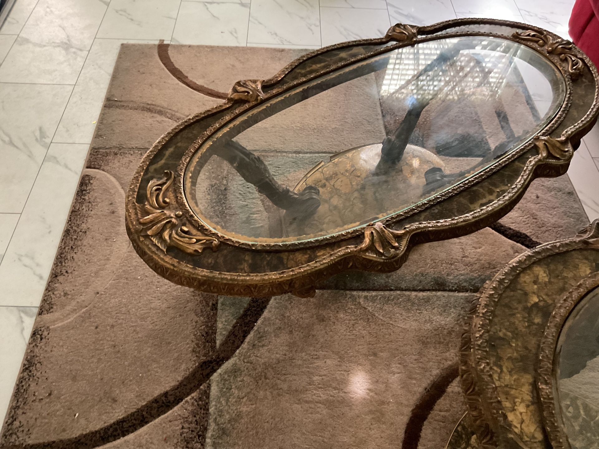 Unique Coffee Table w/ End Table