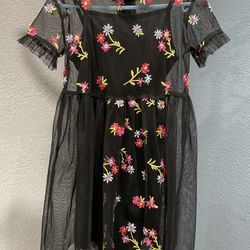 Girls Size 4-5 Dress