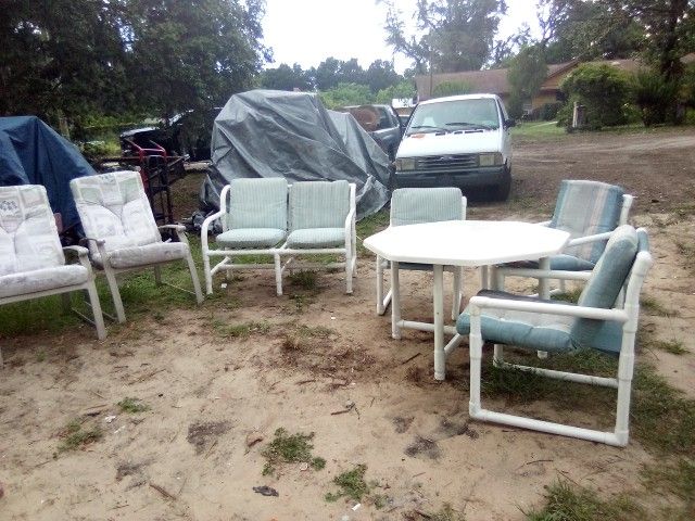$50 Patio Set Delivery Available Seffner