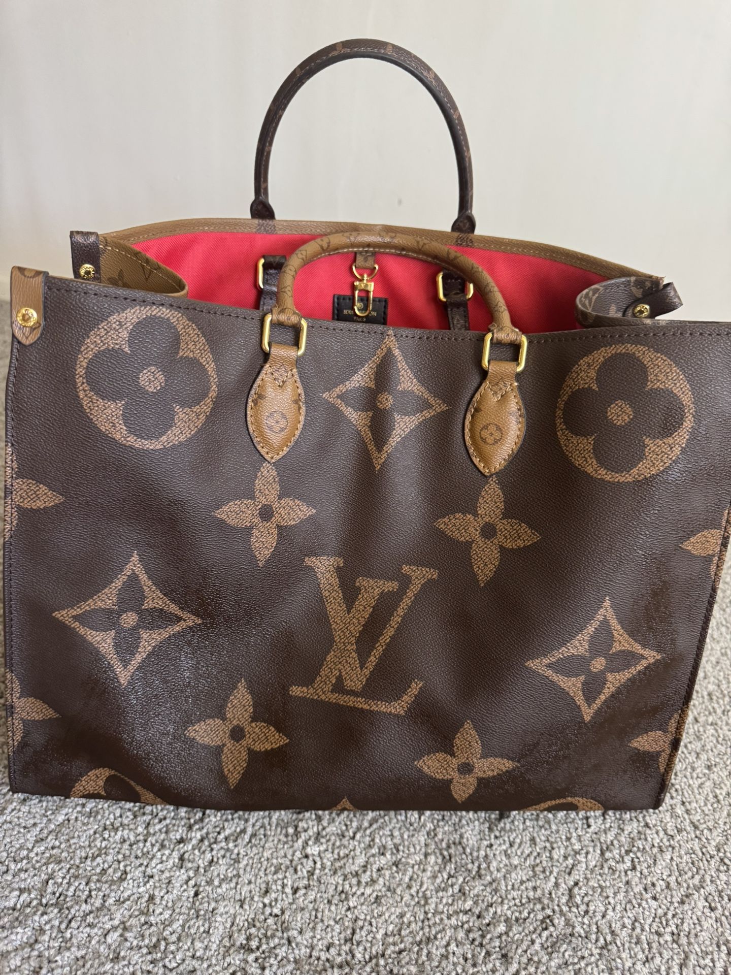 LV On The Go Bag