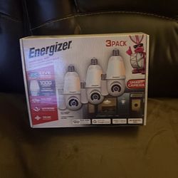 Energizer 3 pack Smart Wifi Light Bulb/Camera