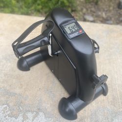 Selling A  Stationary Cycle , great for leg exercise , in good condition, 