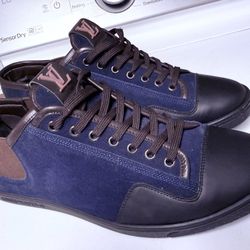 Louis Vuitton  Shoes Size 10 