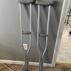 Crutches 
